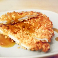 Pollo crujiente con almendras